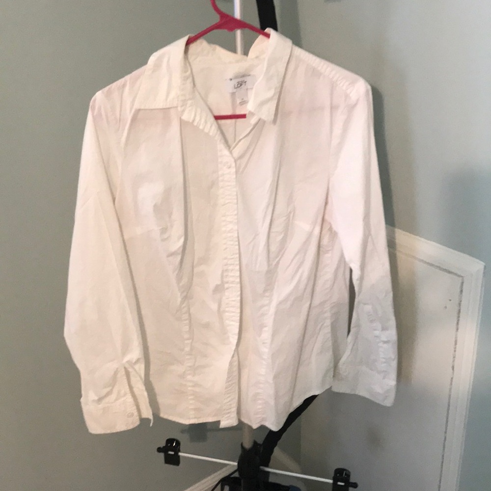 Loft stretchy white button up